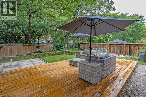 406 Oakwood Drive, Burlington, ON - Outdoor With Deck Patio Veranda With Backyard