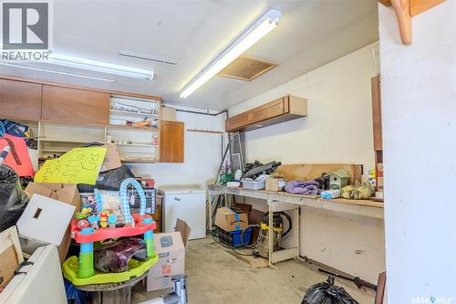 60 Clark Crescent, Saskatoon, SK - Indoor