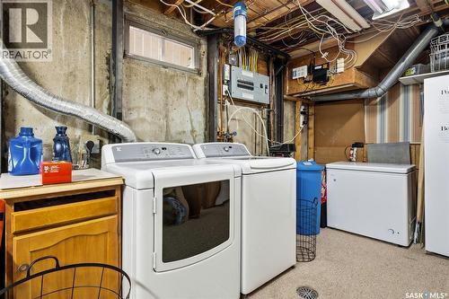 108 Matheson Crescent, Regina, SK - Indoor Photo Showing Laundry Room
