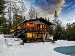 3 Place d'Artois Estérel, QC J0T 1E0