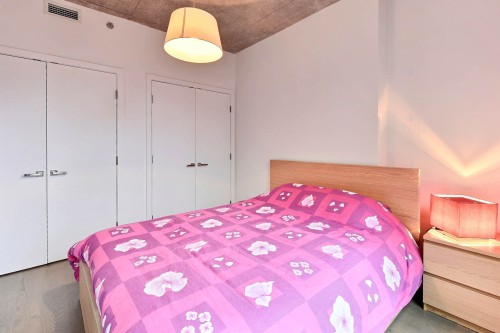 Master Bedroom - 609-1220 Rue Crescent, Montréal (Ville-Marie), QC - Indoor Photo Showing Bedroom