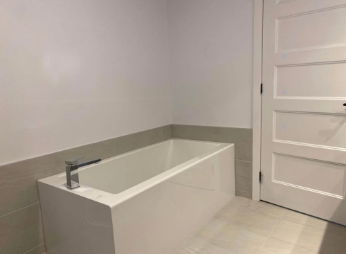 Bathroom - 101-460 Rue Lewis O., Waterloo, QC - Indoor Photo Showing Bathroom