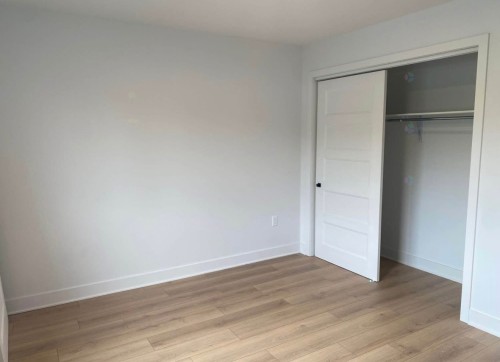 Bedroom - 101-460 Rue Lewis O., Waterloo, QC - Indoor Photo Showing Other Room