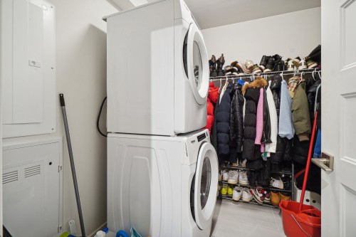 Interior - 304-531 Boul. Adolphe-Chapleau, Bois-Des-Filion, QC - Indoor Photo Showing Laundry Room