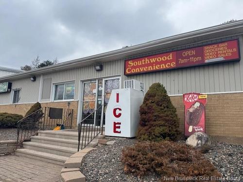 25 Hubbard Rd, Fredericton, NB 