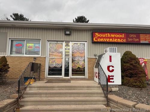 25 Hubbard Rd, Fredericton, NB 