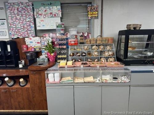 25 Hubbard Rd, Fredericton, NB 