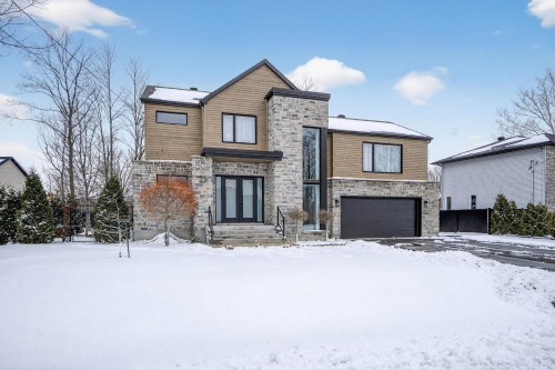 25 Rue Madore  Notre-Dame-De-L'Île-Perrot, QC J7V 2E8