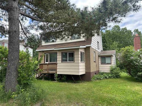 101 Brompton Road, Red Rock, ON 