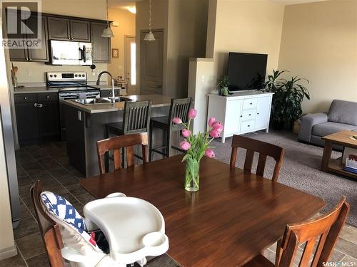 211 Mcbeth Crescent, Saskatoon, SK - Indoor Photo Showing Dining Room