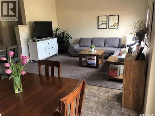 211 Mcbeth Crescent, Saskatoon, SK - Indoor Photo Showing Living Room