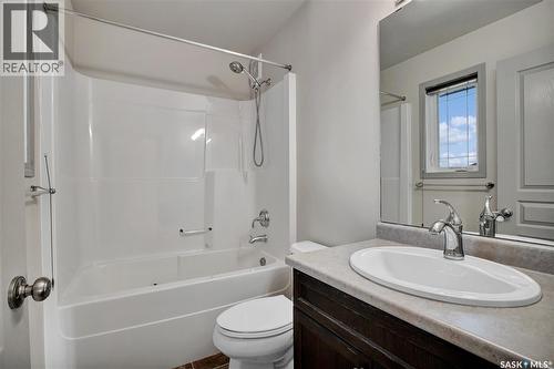 211 Mcbeth Crescent, Saskatoon, SK - Indoor Photo Showing Bathroom