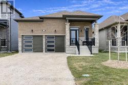 15 UNION BOULEVARD Wasaga Beach, ON L9Z 0M6