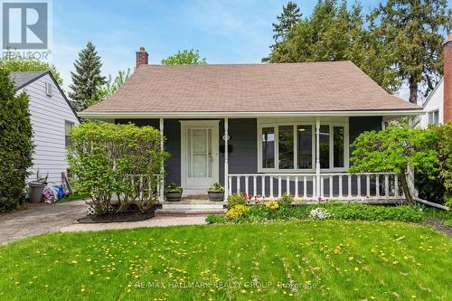 1225 FOXBAR AVENUE  Ottawa, ON K1V 6V4