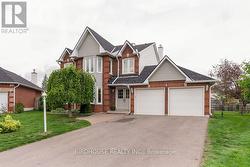 6 PURDY COURT Kawartha Lakes (Lindsay), ON K9V 6E4