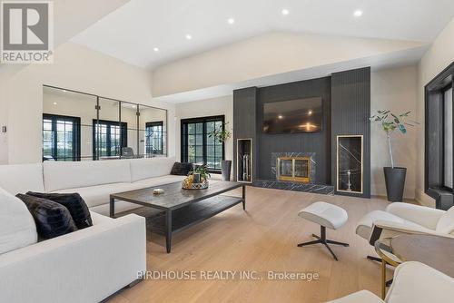 16 & 20 Garden Gate, Brock, ON - Indoor Photo Showing Living Room With Fireplace