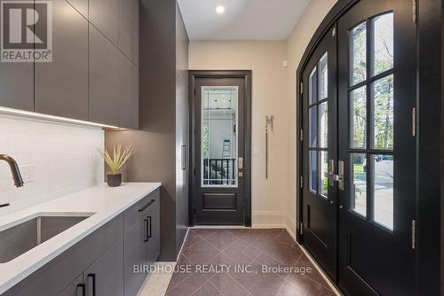 16 & 20 Garden Gate, Brock, ON - Indoor Photo Showing Kitchen With Upgraded Kitchen