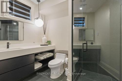 16 & 20 Garden Gate, Brock, ON - Indoor Photo Showing Bathroom