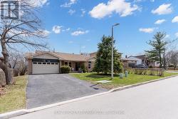 1252 LAKEVIEW DRIVE Oakville, ON L6H 2M8