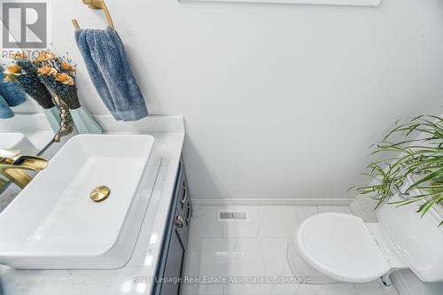 Powder Room Renovated - 3368 Mainsail Crescent, Mississauga, ON - Indoor Photo Showing Bathroom