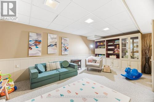 Basement Rec Room - built-in wall unit - 3368 Mainsail Crescent, Mississauga, ON - Indoor