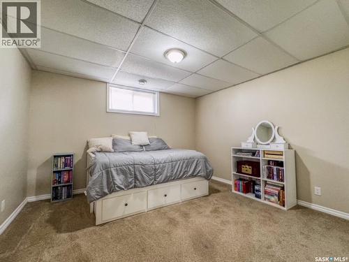 520 Palliser Drive, Swift Current, SK - Indoor Photo Showing Bedroom