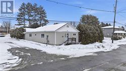 11 RUTLAND Avenue Warren, ON P0H 2N0