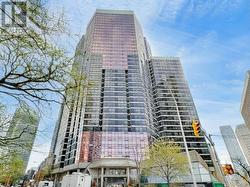 1407 - 1001 BAY STREET Toronto, ON M5S 3A6