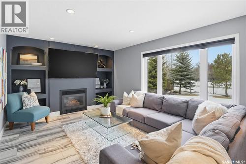 406 Laycoe Crescent, Saskatoon, SK - Indoor Photo Showing Living Room With Fireplace