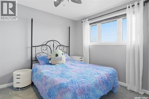 406 Laycoe Crescent, Saskatoon, SK - Indoor Photo Showing Bedroom
