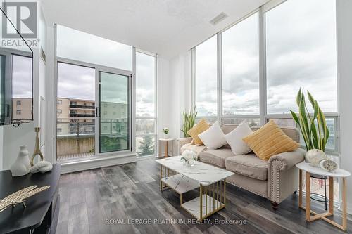 510 - 3515 Kariya Drive, Mississauga, ON - Indoor Photo Showing Living Room
