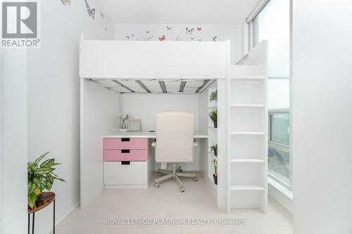 510 - 3515 Kariya Drive, Mississauga, ON - Indoor