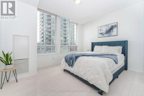 510 - 3515 Kariya Drive, Mississauga, ON - Indoor Photo Showing Bedroom