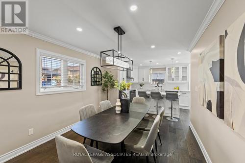 33 Hutton Crescent, Caledon, ON - Indoor Photo Showing Dining Room