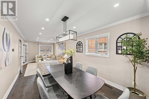 33 Hutton Crescent, Caledon, ON - Indoor Photo Showing Dining Room
