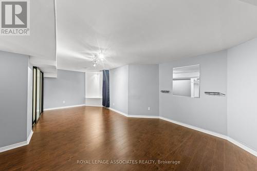 33 Hutton Crescent, Caledon, ON - Indoor Photo Showing Other Room