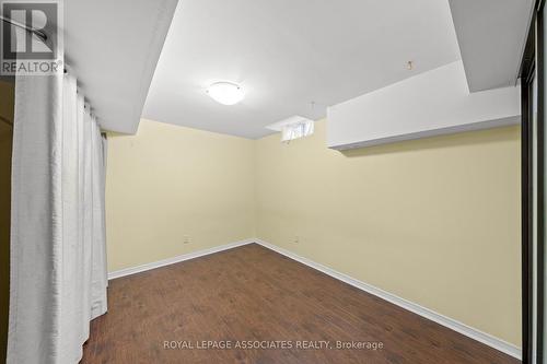 33 Hutton Crescent, Caledon, ON - Indoor Photo Showing Other Room