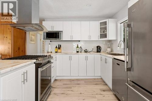 2592 Lakeshore Road, Dunnville, ON - Indoor Photo Showing Kitchen With Stainless Steel Kitchen With Upgraded Kitchen