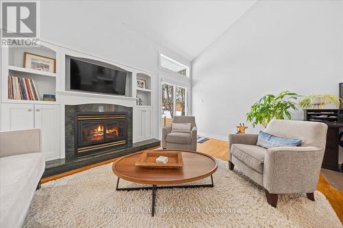 2795 Flannery Drive, Ottawa, ON - Indoor Photo Showing Living Room With Fireplace