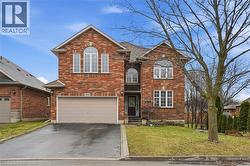 486 DELANEY Court  Burlington, ON L7L 5T7