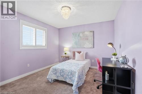 486 Delaney Court, Burlington, ON - Indoor Photo Showing Bedroom
