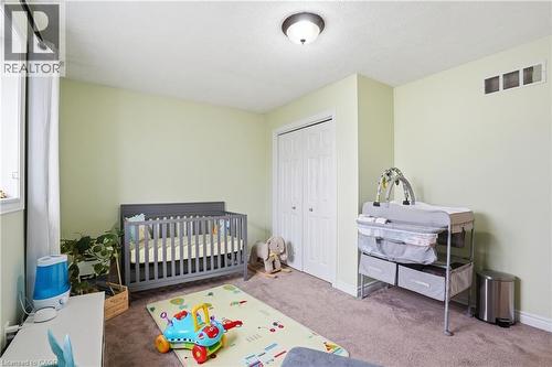 486 Delaney Court, Burlington, ON - Indoor Photo Showing Bedroom