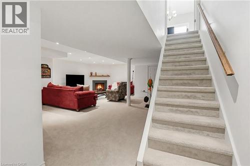 486 Delaney Court, Burlington, ON - Indoor Photo Showing Other Room