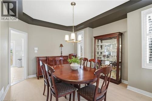 486 Delaney Court, Burlington, ON - Indoor Photo Showing Dining Room