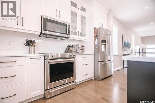4960 Wright Road, Regina, SK - Indoor Photo Showing Kitchen With Upgraded Kitchen
