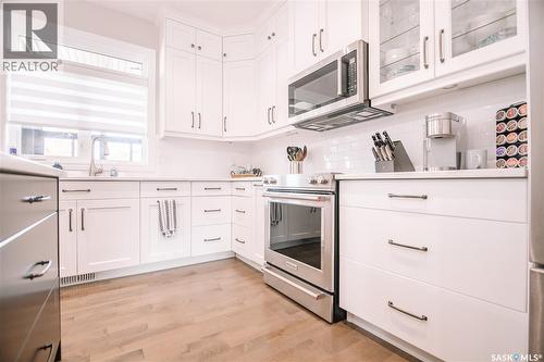 4960 Wright Road, Regina, SK - Indoor Photo Showing Kitchen With Upgraded Kitchen