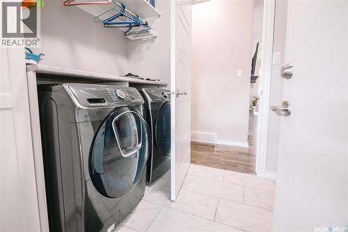 4960 Wright Road, Regina, SK - Indoor Photo Showing Laundry Room