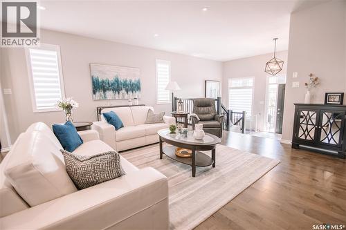 4960 Wright Road, Regina, SK - Indoor Photo Showing Living Room