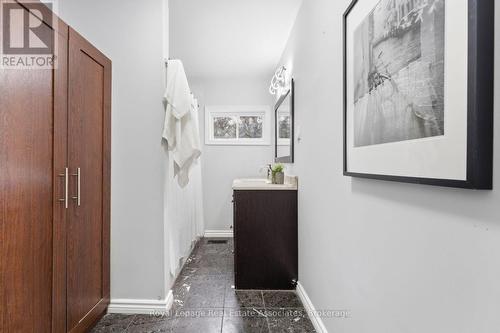 708 Montbeck Crescent, Mississauga, ON - Indoor Photo Showing Other Room