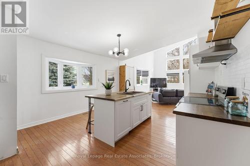 708 Montbeck Crescent, Mississauga, ON - Indoor